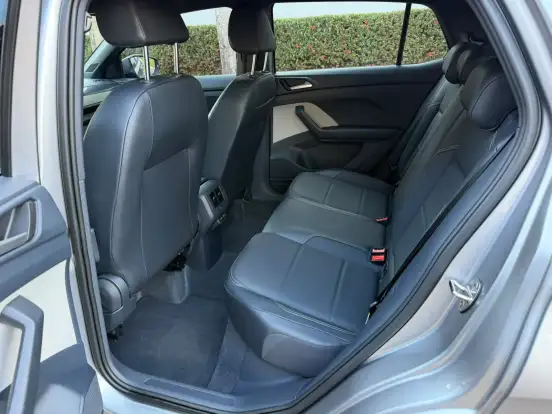 VOLKSWAGEN-T-CROSS-2024
