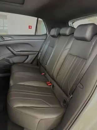 VOLKSWAGEN-T-CROSS-2024