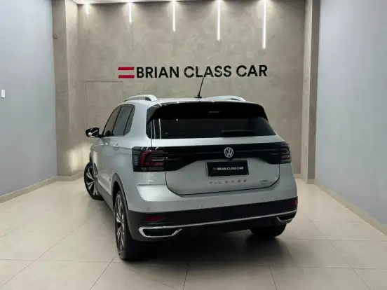 VOLKSWAGEN-T-CROSS-2021