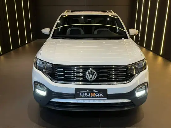 VOLKSWAGEN-T-CROSS-2021
