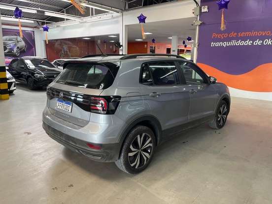 VOLKSWAGEN-T-CROSS-2023
