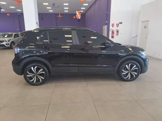 VOLKSWAGEN-T-CROSS-2025
