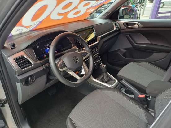 VOLKSWAGEN-T-CROSS-1.0 200 TSI TOTAL FLEX AUTOMÁTICO VOLKSWAGEN-T-CROSS-2025