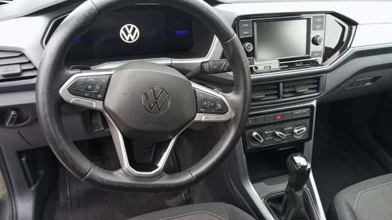 VOLKSWAGEN-T-CROSS-2024
