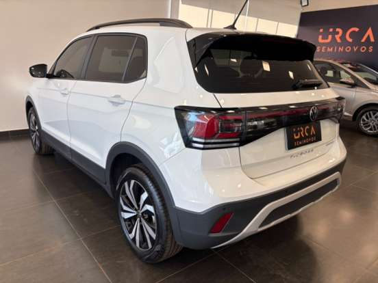 VOLKSWAGEN-T-CROSS-1.0 200 TSI TOTAL FLEX AUTOMÁTICO VOLKSWAGEN-T-CROSS-2025