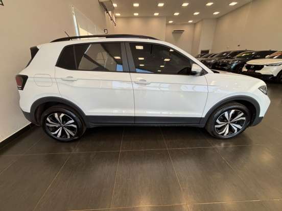 VOLKSWAGEN-T-CROSS-1.0 200 TSI TOTAL FLEX AUTOMÁTICO VOLKSWAGEN-T-CROSS-2025