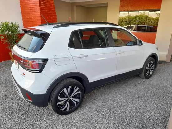 VOLKSWAGEN-T-CROSS-1.0 200 TSI TOTAL FLEX AUTOMÁTICO VOLKSWAGEN-T-CROSS-2025