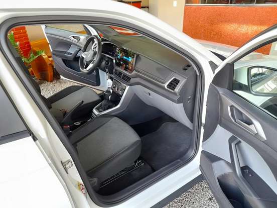 VOLKSWAGEN-T-CROSS-1.0 200 TSI TOTAL FLEX AUTOMÁTICO VOLKSWAGEN-T-CROSS-2025