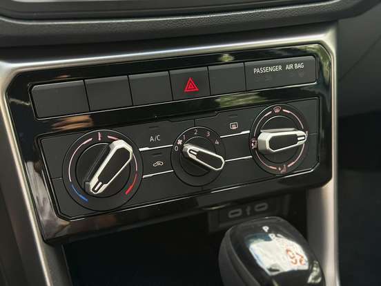 VOLKSWAGEN-T-CROSS-2025