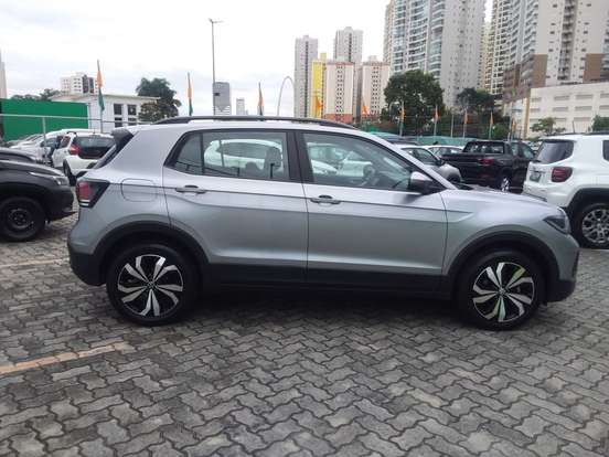 VOLKSWAGEN-T-CROSS-1.0 200 TSI TOTAL FLEX AUTOMÁTICO VOLKSWAGEN-T-CROSS-2025