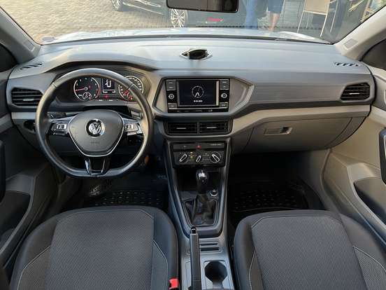 VOLKSWAGEN-T-CROSS-1.0 200 TSI TOTAL FLEX AUTOMÁTICO VOLKSWAGEN-T-CROSS-2020