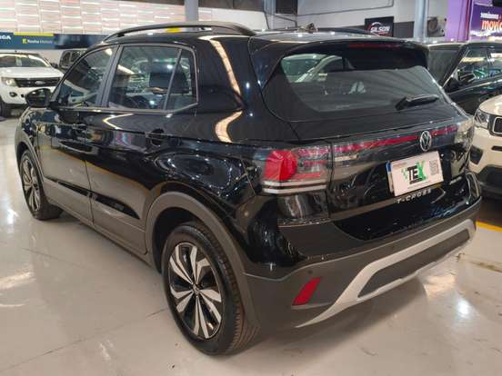 VOLKSWAGEN-T-CROSS-2024