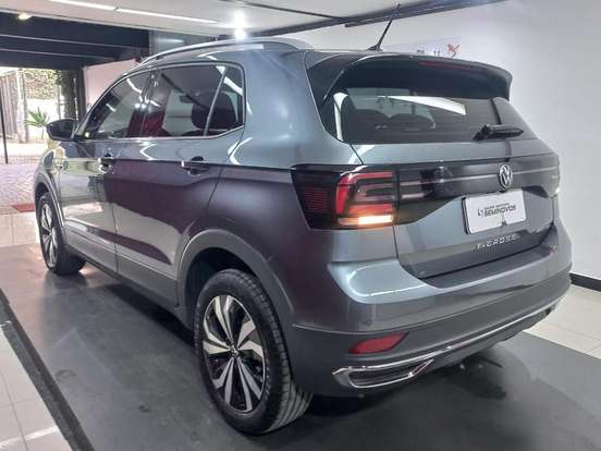 VOLKSWAGEN-T-CROSS-1.0 200 TSI TOTAL FLEX AUTOMÁTICO VOLKSWAGEN-T-CROSS-2024