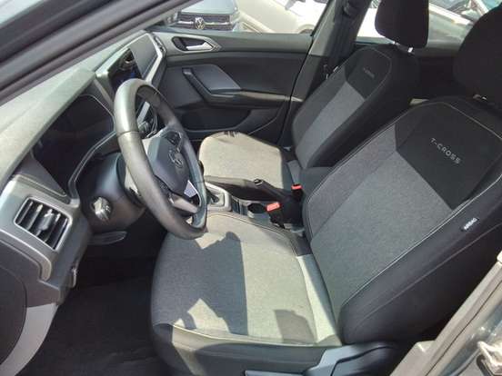VOLKSWAGEN-T-CROSS-1.0 200 TSI TOTAL FLEX AUTOMÁTICO VOLKSWAGEN-T-CROSS-2024
