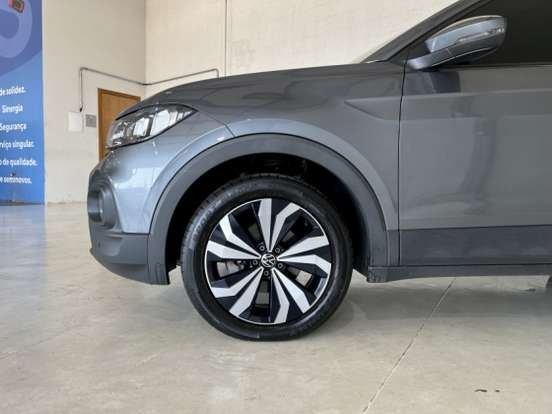 VOLKSWAGEN-T-CROSS-1.0 200 TSI TOTAL FLEX AUTOMÁTICO VOLKSWAGEN-T-CROSS-2023