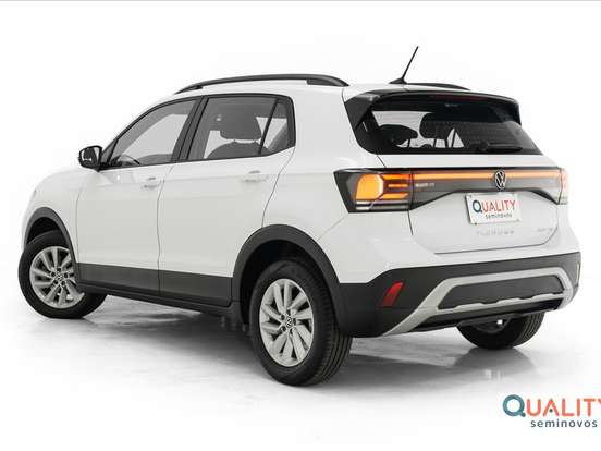 VOLKSWAGEN-T-CROSS-1.0 200 TSI TOTAL FLEX AUTOMÁTICO VOLKSWAGEN-T-CROSS-2024