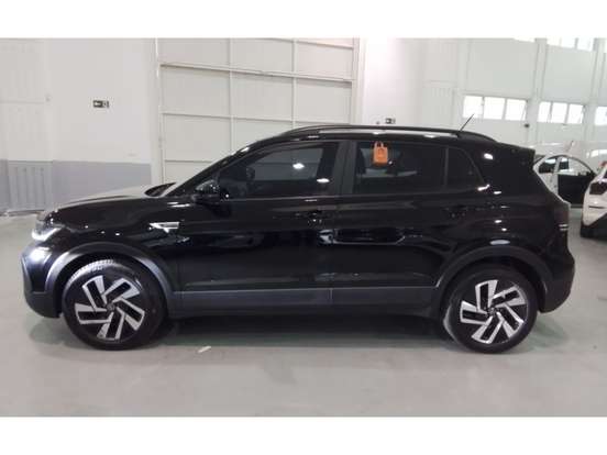 VOLKSWAGEN-T-CROSS-2024