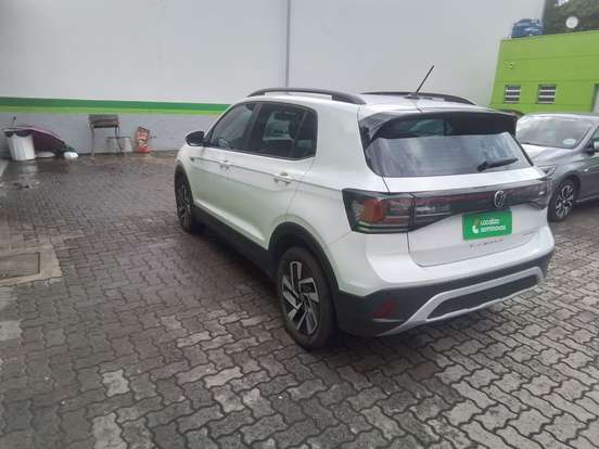 VOLKSWAGEN-T-CROSS-2025