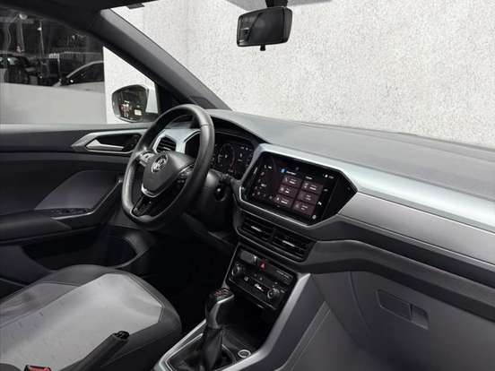 VOLKSWAGEN-T-CROSS-1.0 200 TSI TOTAL FLEX COMFORTLINE AUTOMÁTICO VOLKSWAGEN-T-CROSS-2021