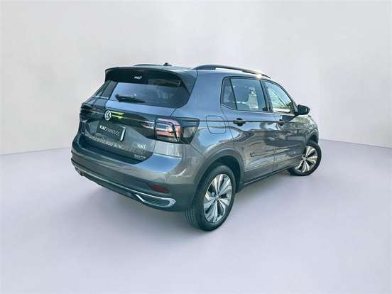 VOLKSWAGEN-T-CROSS-2019