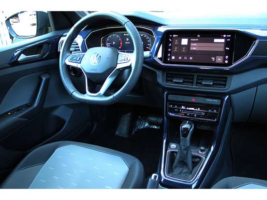 VOLKSWAGEN-T-CROSS-2023