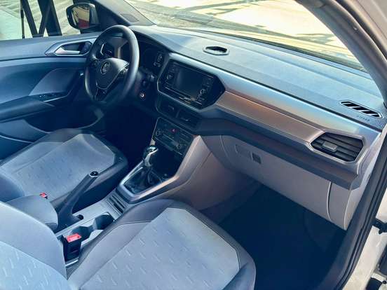 VOLKSWAGEN-T-CROSS-1.0 200 TSI TOTAL FLEX COMFORTLINE AUTOMÁTICO VOLKSWAGEN-T-CROSS-2019