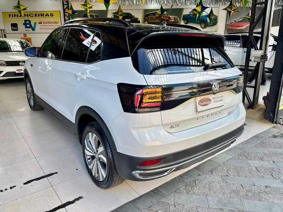 VOLKSWAGEN-T-CROSS-1.0 200 TSI TOTAL FLEX COMFORTLINE AUTOMÁTICO VOLKSWAGEN-T-CROSS-2019