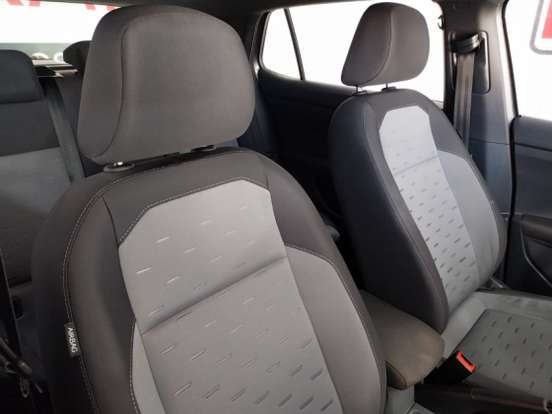 VOLKSWAGEN-T-CROSS-2020