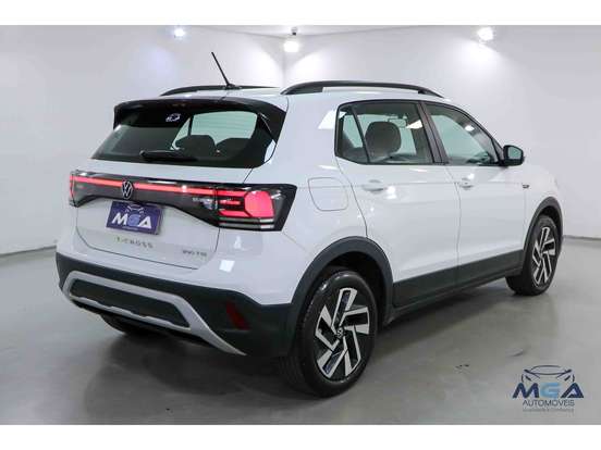 VOLKSWAGEN-T-CROSS-2024