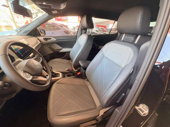 VOLKSWAGEN-T-CROSS-2025