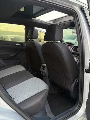 VOLKSWAGEN-T-CROSS-2019