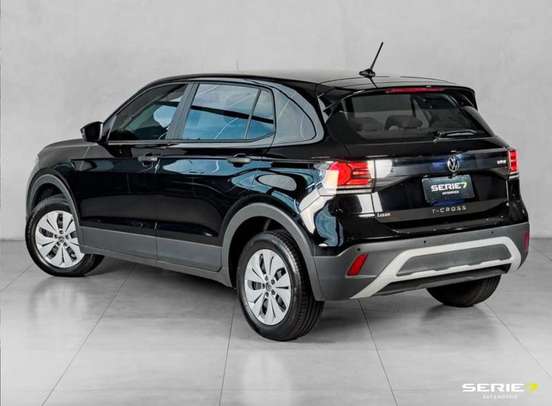 VOLKSWAGEN-T-CROSS-2025