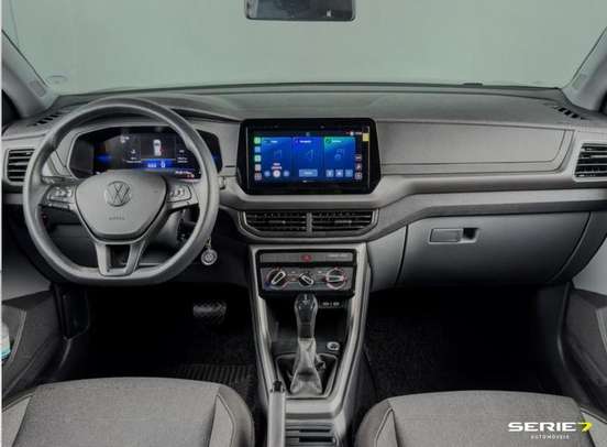 VOLKSWAGEN-T-CROSS-2025