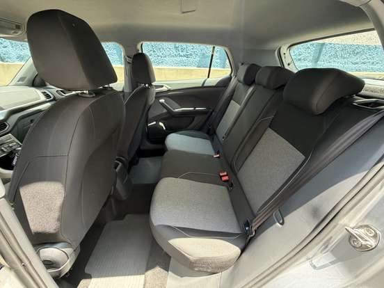 VOLKSWAGEN-T-CROSS-2026