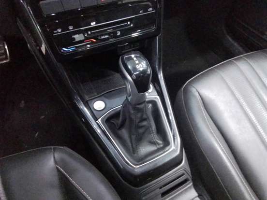 VOLKSWAGEN-T-CROSS-2024