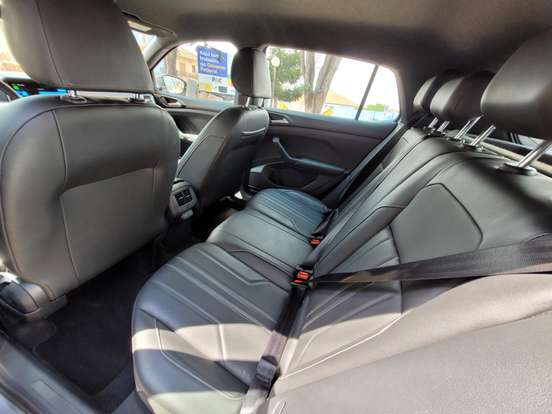 VOLKSWAGEN-T-CROSS-2025