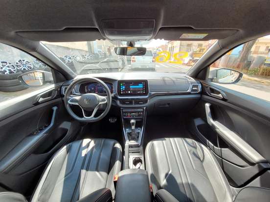 VOLKSWAGEN-T-CROSS-1.4 250 TSI TOTAL FLEX HIGHLINE AUTOMÁTICO VOLKSWAGEN-T-CROSS-2025