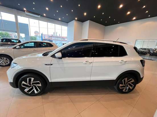 VOLKSWAGEN-T-CROSS-1.4 250 TSI TOTAL FLEX HIGHLINE AUTOMÁTICO VOLKSWAGEN-T-CROSS-2024