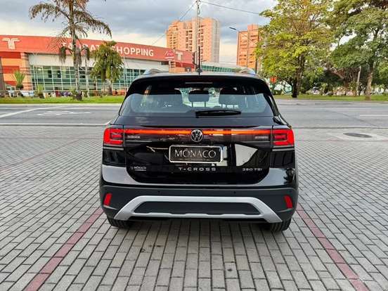 VOLKSWAGEN-T-CROSS-1.4 250 TSI TOTAL FLEX HIGHLINE AUTOMÁTICO VOLKSWAGEN-T-CROSS-2025