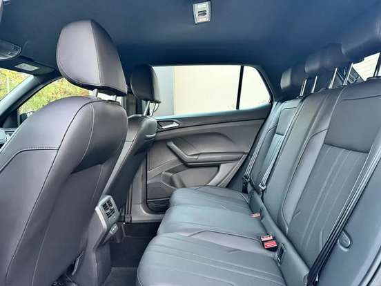 VOLKSWAGEN-T-CROSS-1.4 250 TSI TOTAL FLEX HIGHLINE AUTOMÁTICO VOLKSWAGEN-T-CROSS-2025