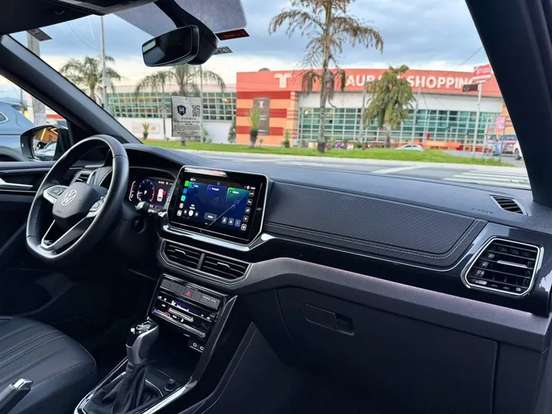 VOLKSWAGEN-T-CROSS-2025