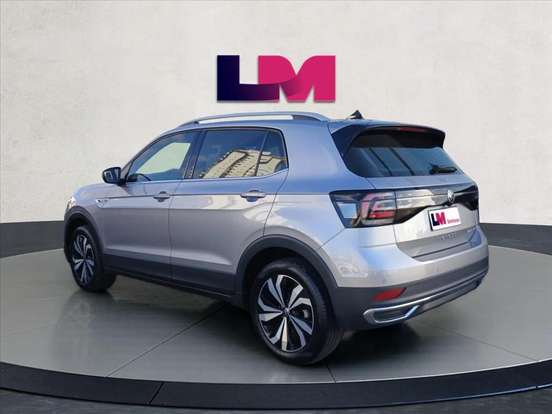 VOLKSWAGEN-T-CROSS-2024