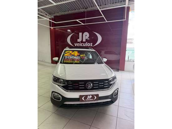 VOLKSWAGEN-T-CROSS-2023