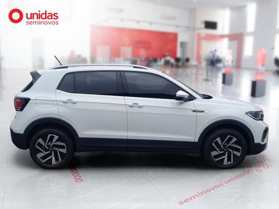 VOLKSWAGEN-T-CROSS-2025