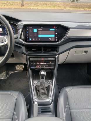 VOLKSWAGEN-T-CROSS-2023