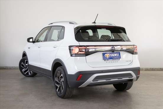 VOLKSWAGEN-T-CROSS-1.4 250 TSI TOTAL FLEX HIGHLINE AUTOMÁTICO VOLKSWAGEN-T-CROSS-2024