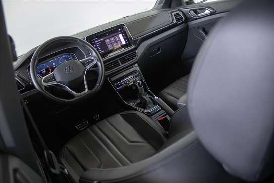 VOLKSWAGEN-T-CROSS-2024