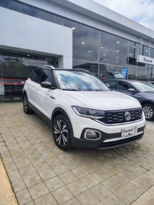 VOLKSWAGEN-T-CROSS-2019