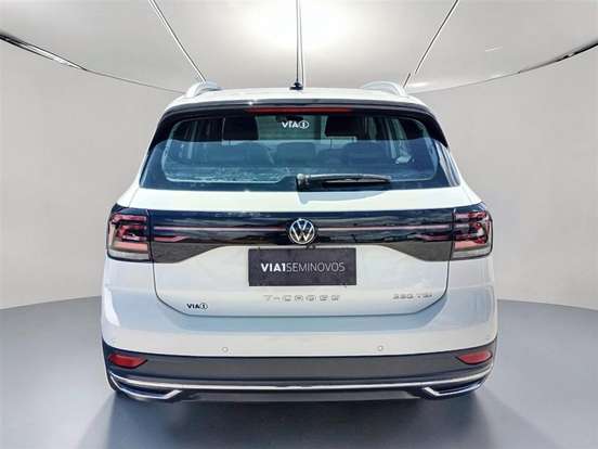 VOLKSWAGEN-T-CROSS-1.4 250 TSI TOTAL FLEX HIGHLINE AUTOMÁTICO VOLKSWAGEN-T-CROSS-2023