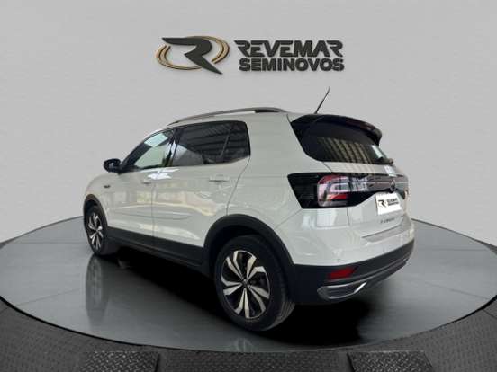 VOLKSWAGEN-T-CROSS-2022